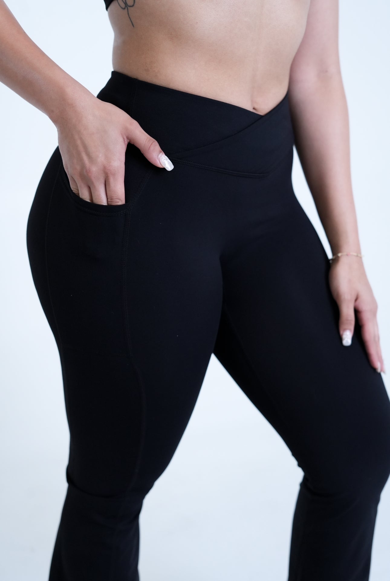 Legging flare hot sale preta